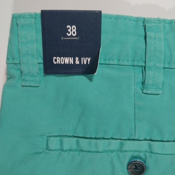 Crown & Ivy men's size 38 shorts. - Picture 7 of 9